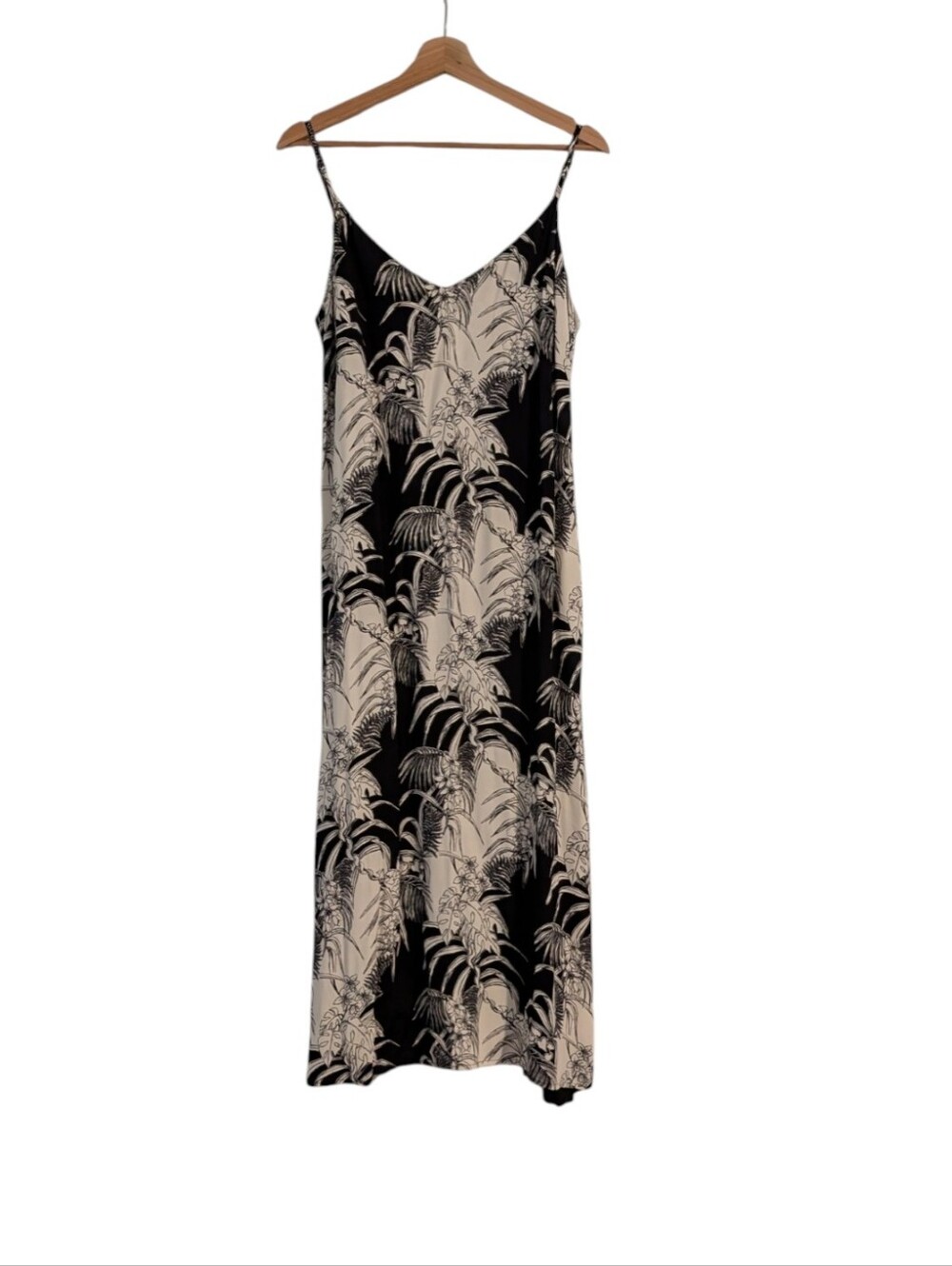 Reformation Boston Slip Dress in Amazon Print - Picture 9 of 12